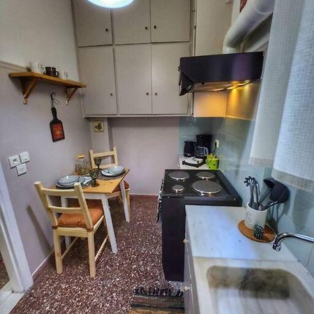 Ilyssos - Boho Stylish Apt- Hilton Area Athens Luaran gambar